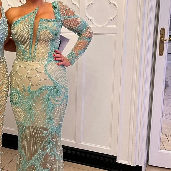 Fully beaded one shoulder mermaid dress - Picture 3 of 5